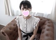 純真な心とは裏腹に発育する美しい体と奇跡の美乳。清純な体で解いてゆく、夏休み最後の課題。しおり１８歳