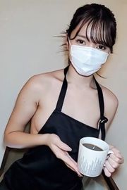 カフェバイトのあの子と裸エプロン・仲良くなってじっくり中出し