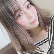 FC2初出演！お小遣い欲しさにハメ撮り承諾！超絶可愛い小柄な美女に流れで押し切り中出し慣行