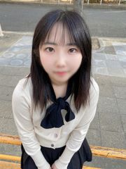 純粋で素直な女の子まみちゃん。ハメ撮りとカメラマン有り撮影で２回中出し。