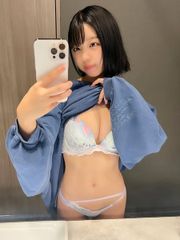 ピンク乳首のデカパイ女子大生 ことの22歳 シコシコ不可避の「超」美巨乳 年上セフレと連続中出し